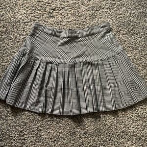 2000’s style Forever 21 Houndstooth skirt size M